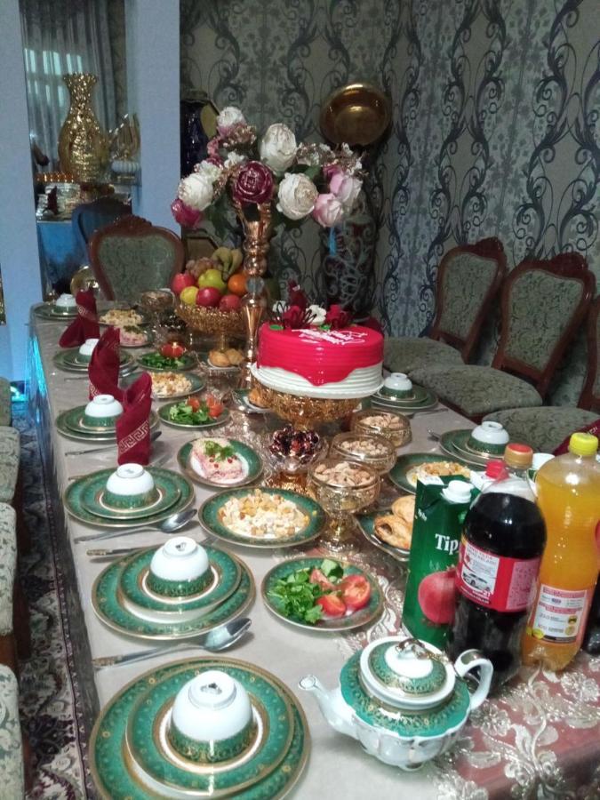 בוקורו Hotel Rizqiro'Z Boutique מראה חיצוני תמונה