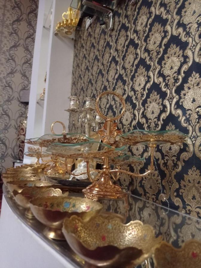 בוקורו Hotel Rizqiro'Z Boutique מראה חיצוני תמונה