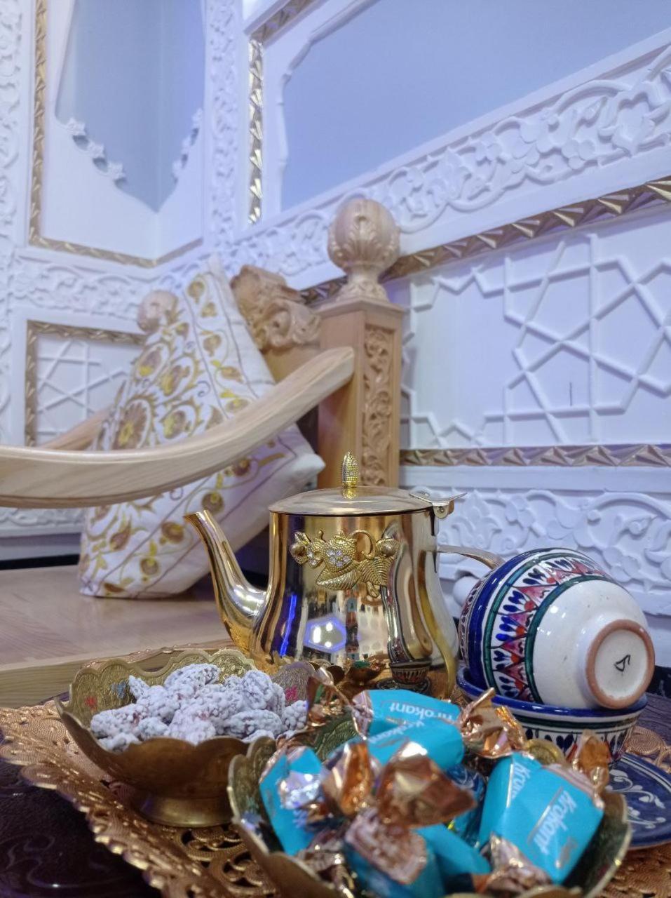 בוקורו Hotel Rizqiro'Z Boutique מראה חיצוני תמונה
