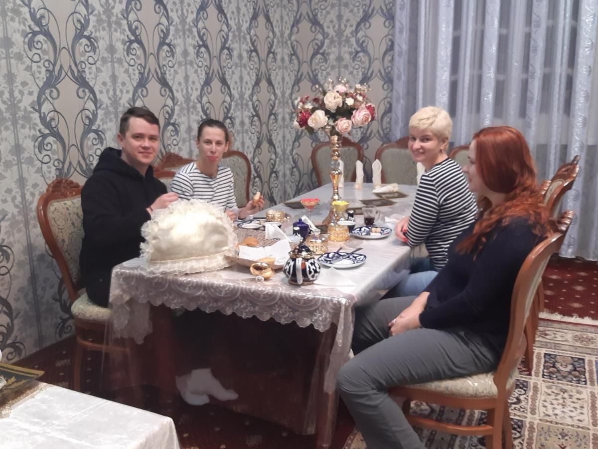 בוקורו Hotel Rizqiro'Z Boutique מראה חיצוני תמונה